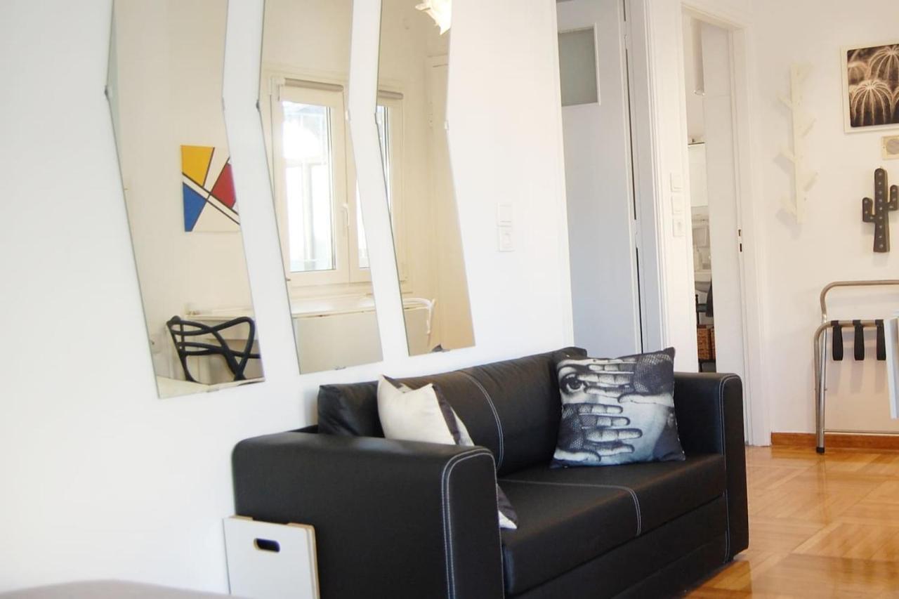 The Cactus Apartment With Large Sunny Balcony Athen Exterior foto