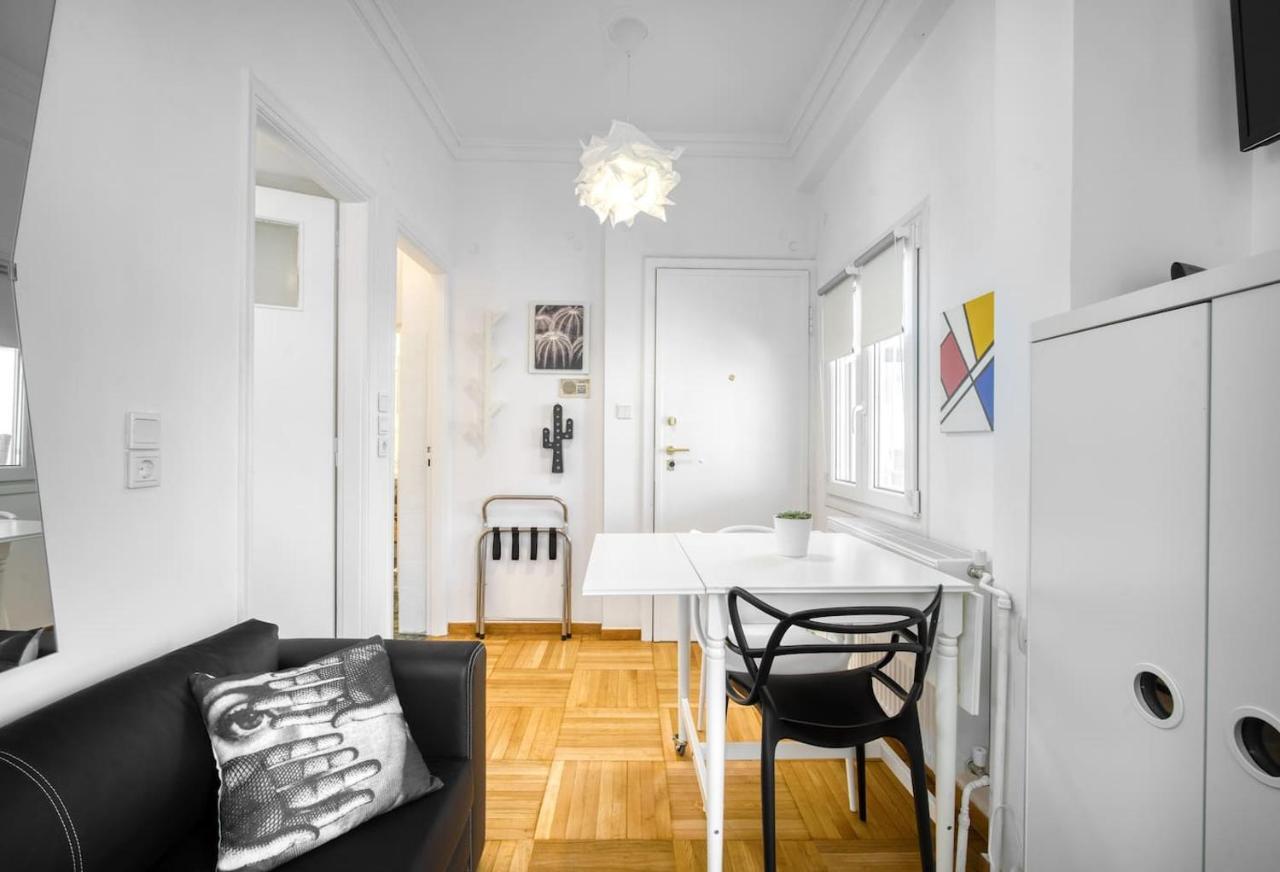 The Cactus Apartment With Large Sunny Balcony Athen Exterior foto